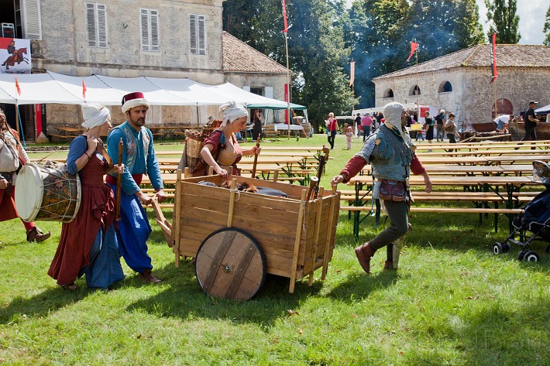2014-08-16-Festival-Médiéval-au-Castrum-de-Pommyers-048.jpg